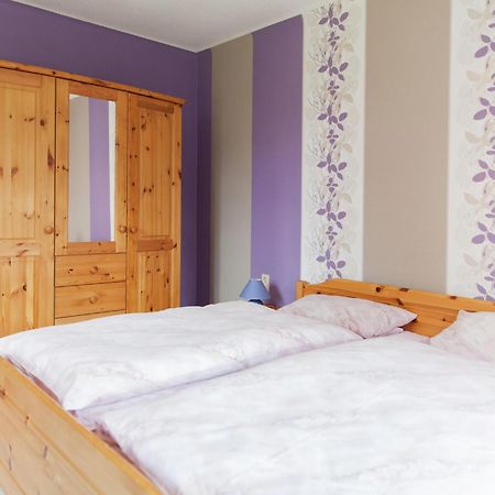 Beautiful Apartment In Morscheid Riedenburg Морбах Екстериор снимка