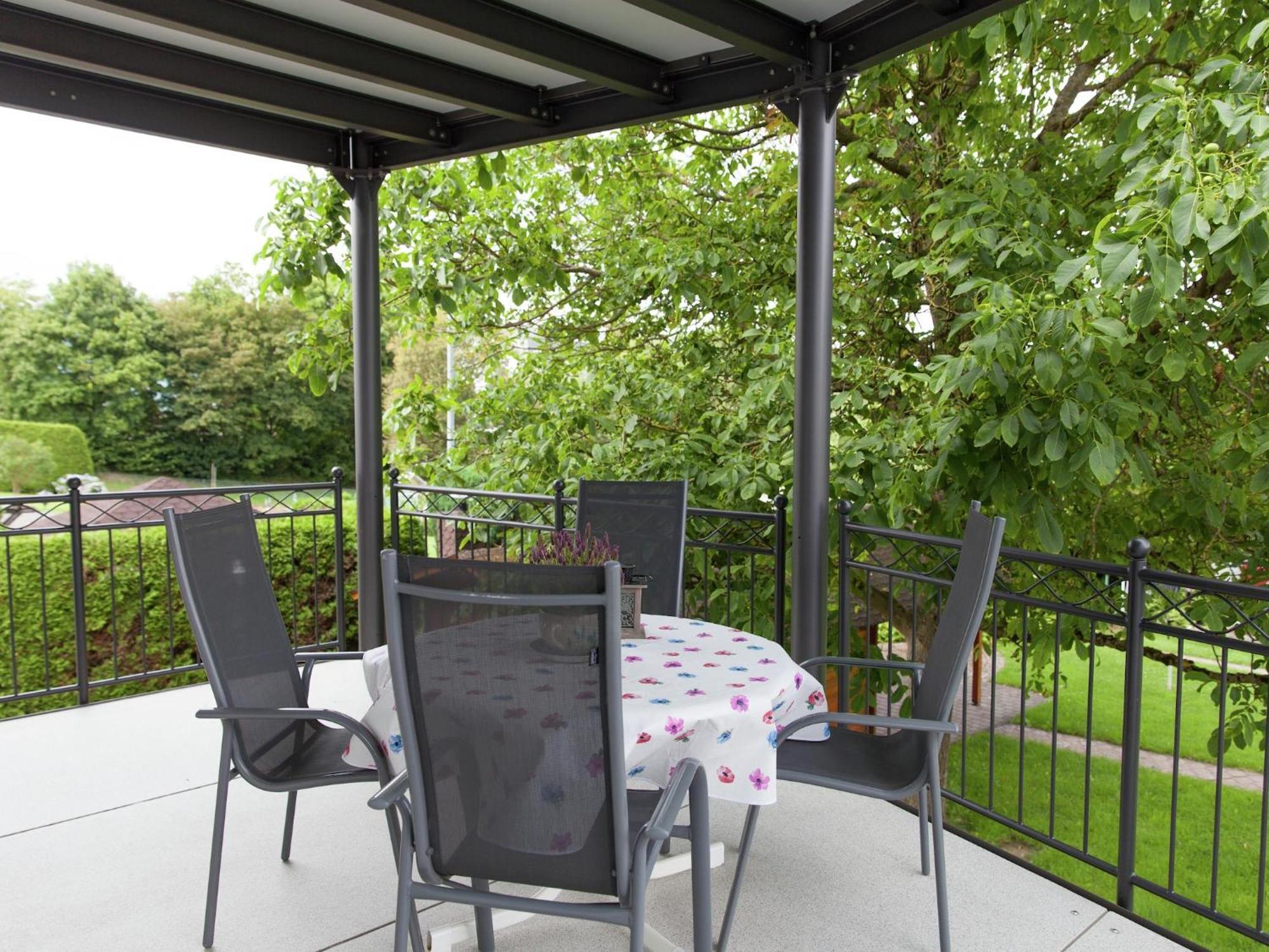 Beautiful Apartment In Morscheid Riedenburg Морбах Екстериор снимка