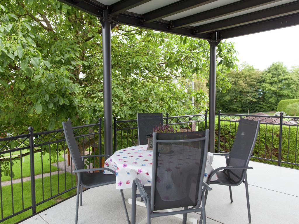 Beautiful Apartment In Morscheid Riedenburg Морбах Екстериор снимка